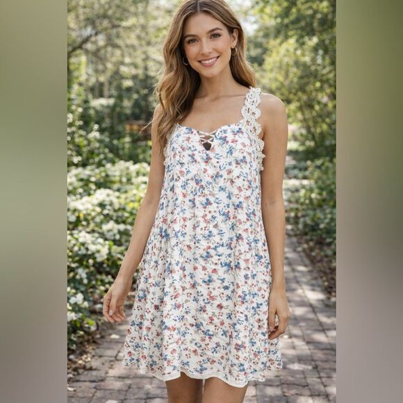 Magnolia South Dresses & Skirts - Magnolia South Dress Size Small Sundress Floral Spaghetti Straps